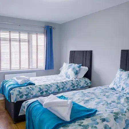 Cosy Luxurious 3-bedroom *